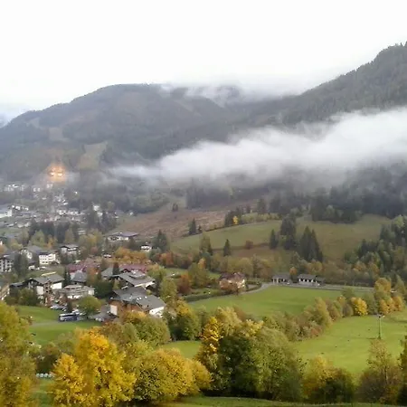 ゲストハウス Grasser 3*